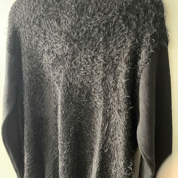 NWT Michael Stars black fuzzy cardigan snap front size medium - Picture 5 of 6